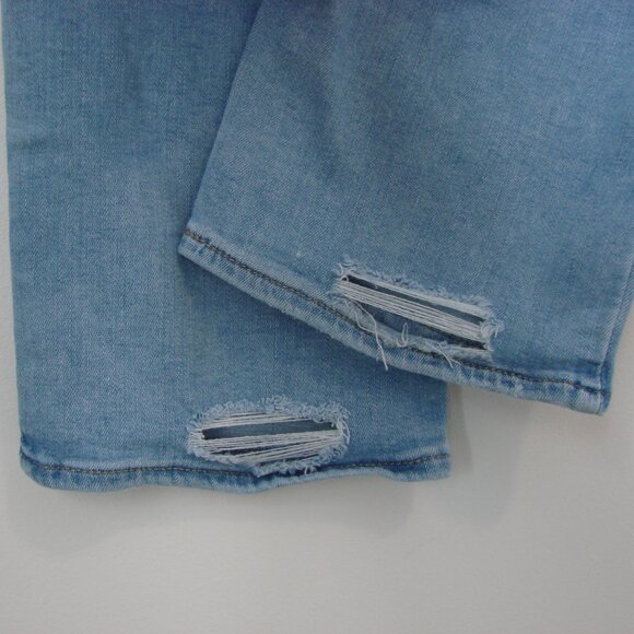 Levi's High Rise Straight Crop Jeans Light Wash Size 34 - Picture 12 of 13